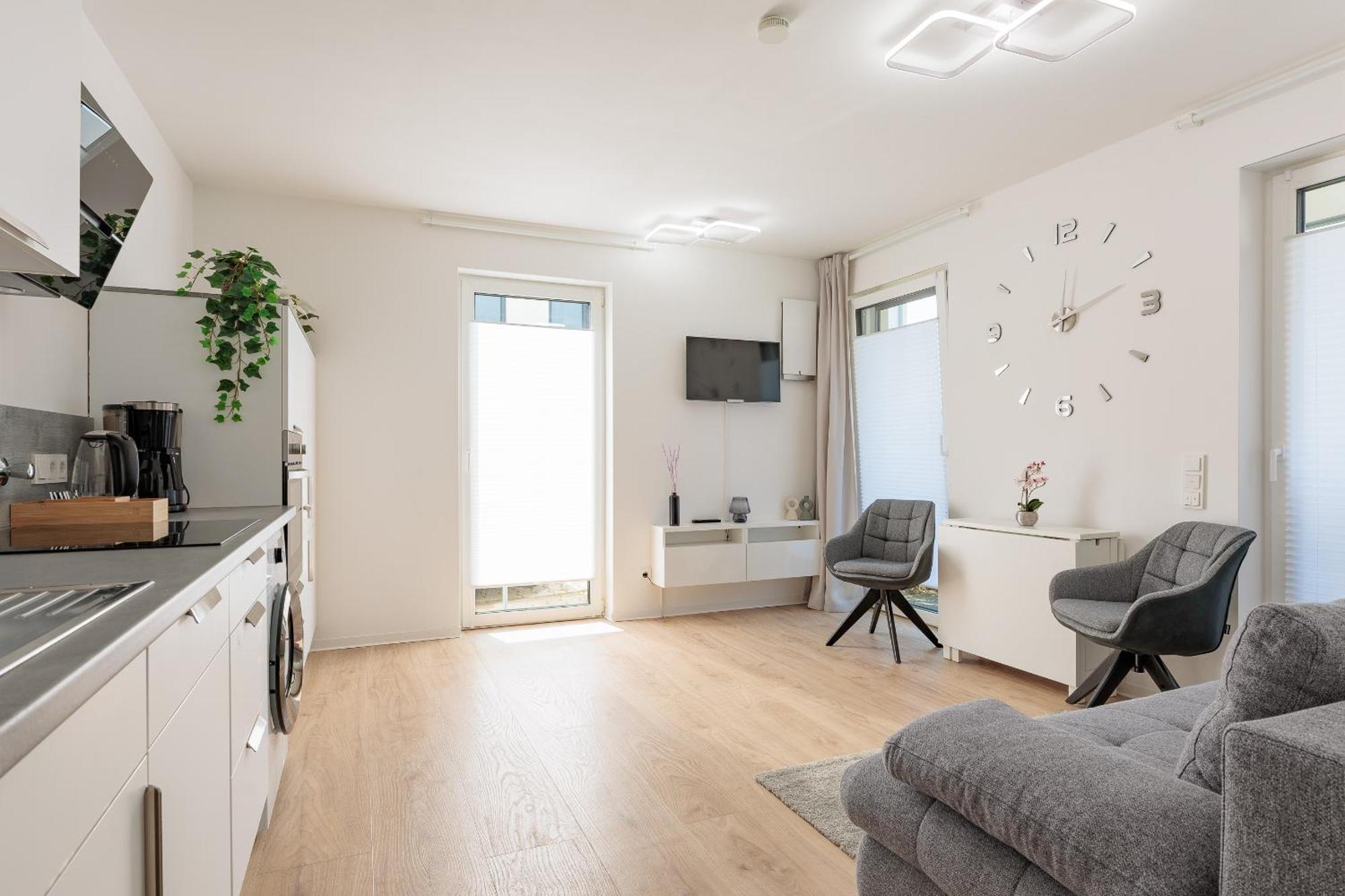 Apartment Zum Wohlfuehlen Mit 2 Zimmern I Garten I Terrasse I Kuechenzeile I Pkw-Parkplatz อิบเบนบูเริน ภายนอก รูปภาพ
