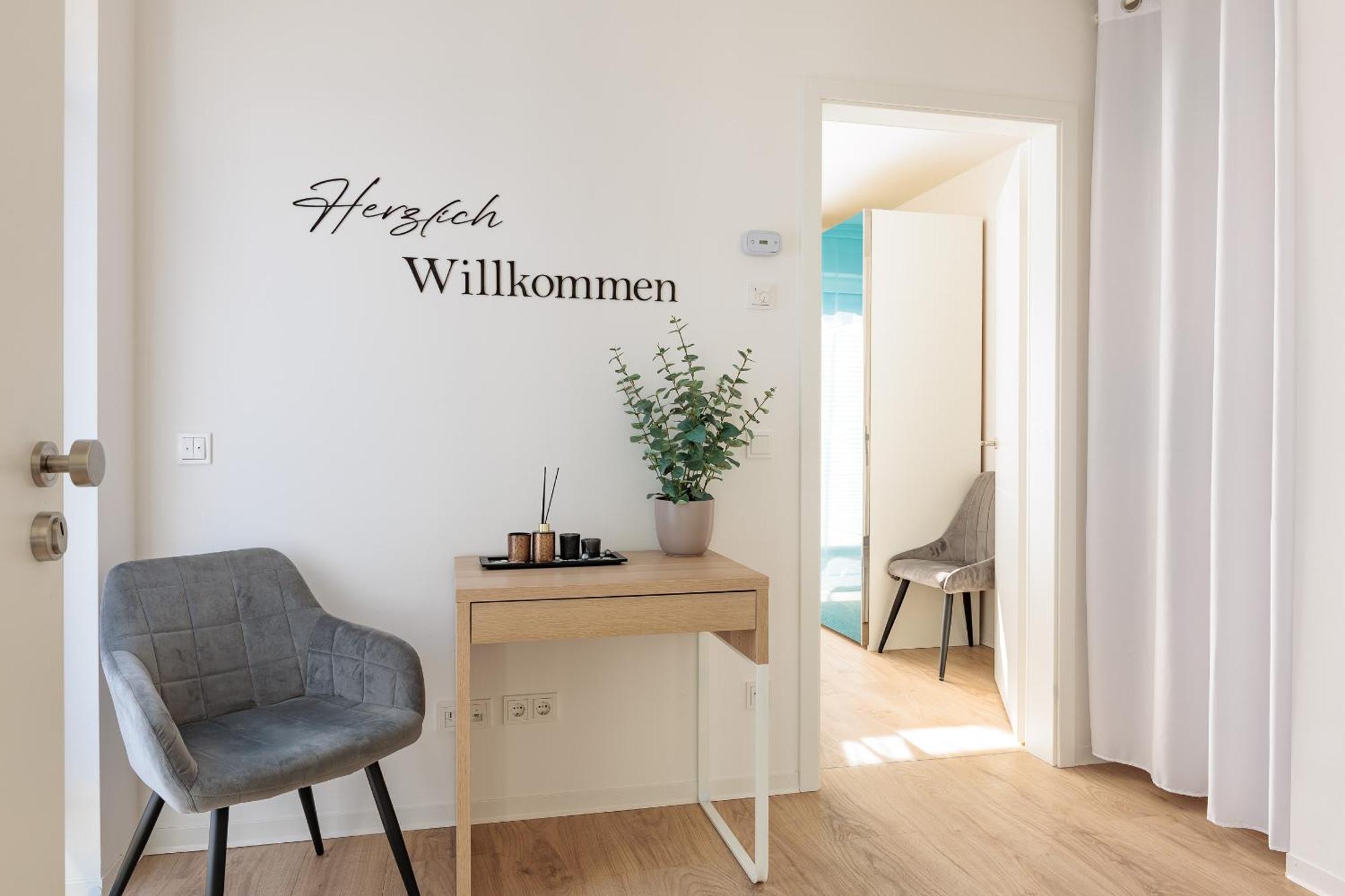 Apartment Zum Wohlfuehlen Mit 2 Zimmern I Garten I Terrasse I Kuechenzeile I Pkw-Parkplatz อิบเบนบูเริน ภายนอก รูปภาพ