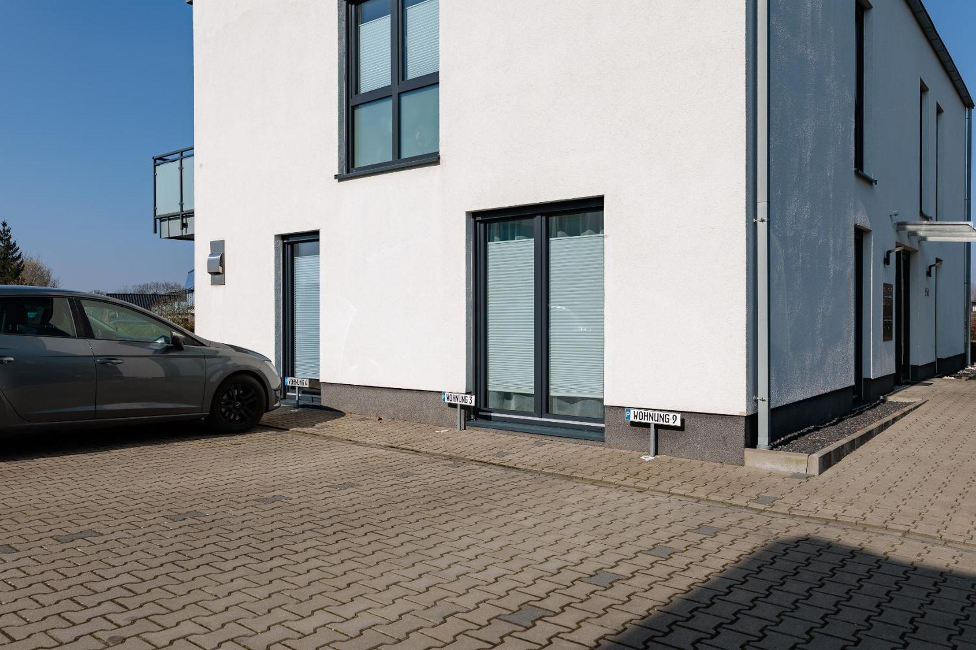 Apartment Zum Wohlfuehlen Mit 2 Zimmern I Garten I Terrasse I Kuechenzeile I Pkw-Parkplatz อิบเบนบูเริน ภายนอก รูปภาพ
